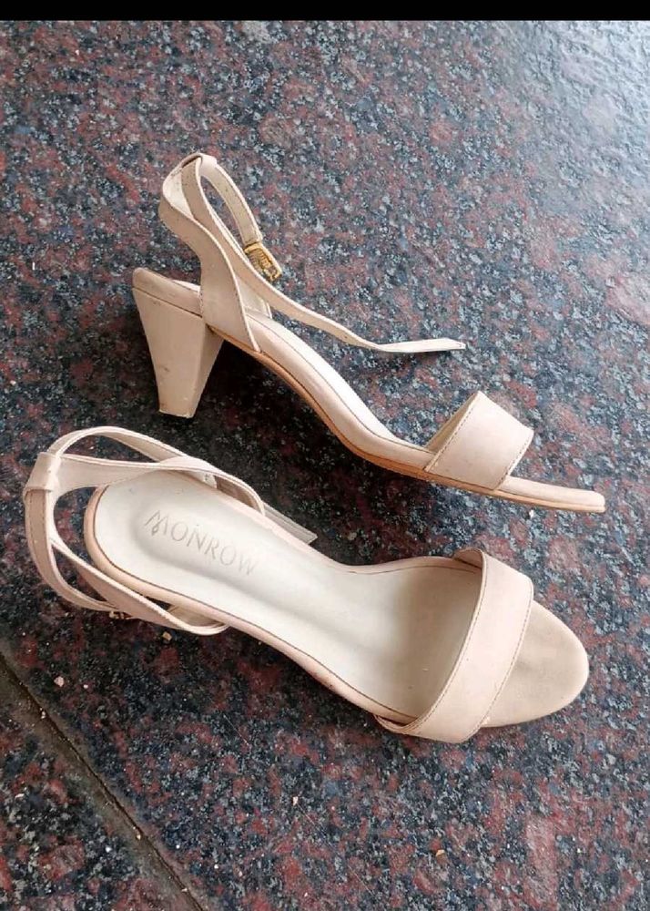 monrow heels