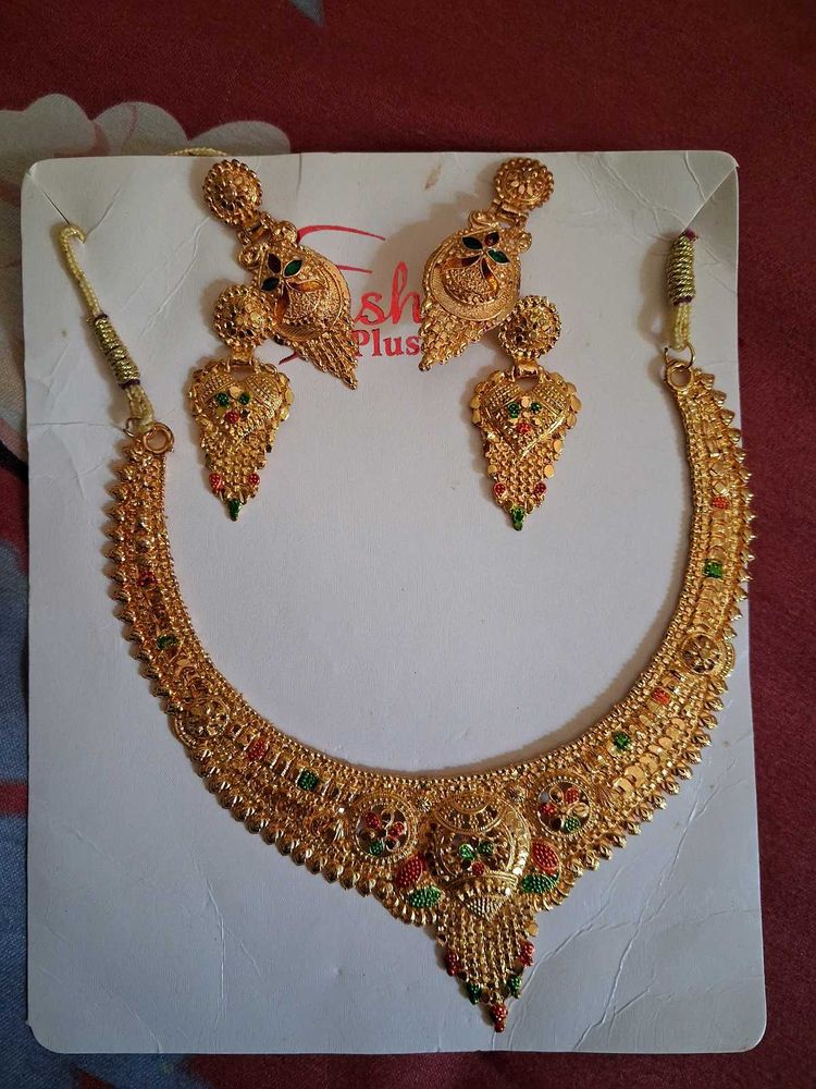 Gold-tone Necklace and Earrings Set