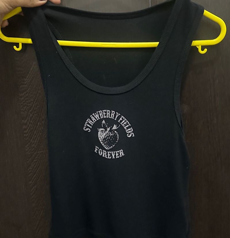 graphic black tank top y2k