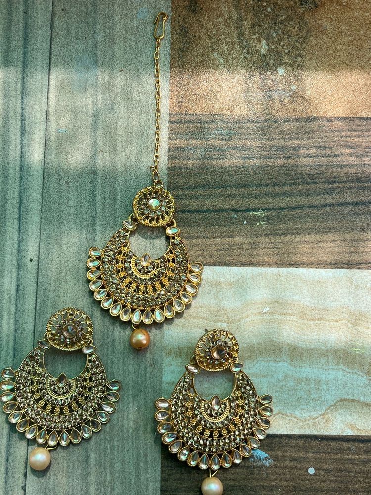 Exquisite Indian Bridal Maang Tikka &amp; Earring Set