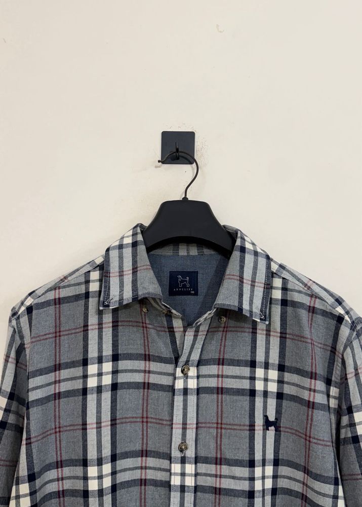 Men's Plaid Button-Up Shirt