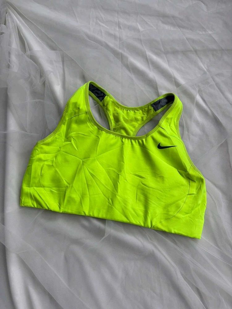 Nike Dri-FIT Sports Bra