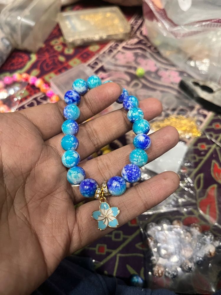 Blue Beaded Flower marble Bracelet