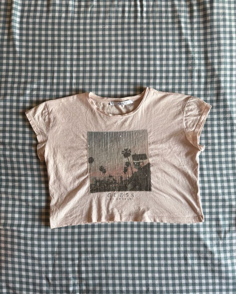 Guess Graphic Print T-Shirt