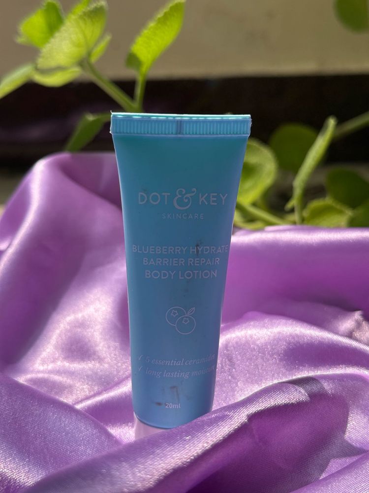 Dot &amp; Key Blueberry Body Lotion