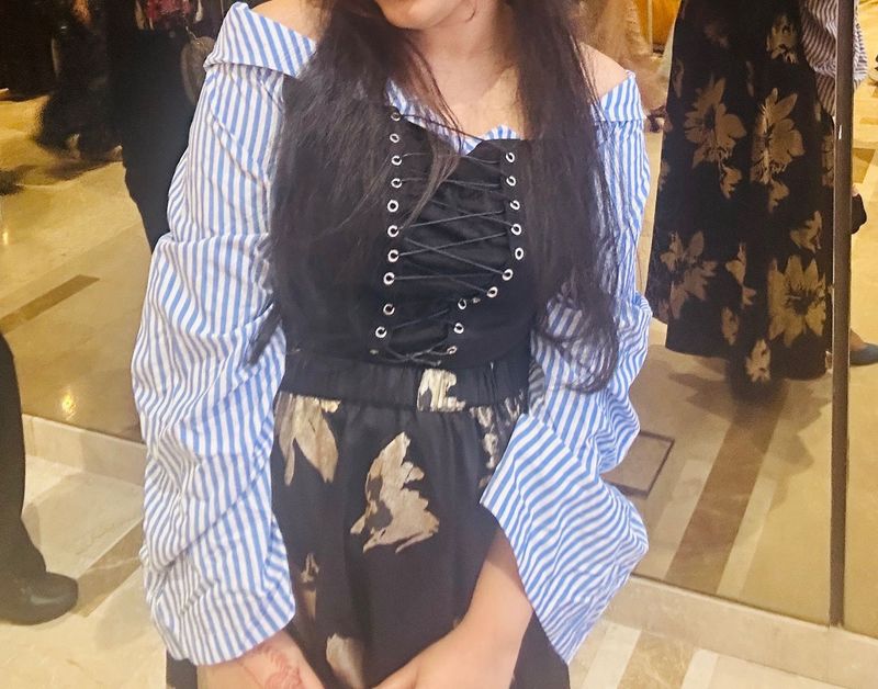 Stylish Off-Shoulder Corset Top
