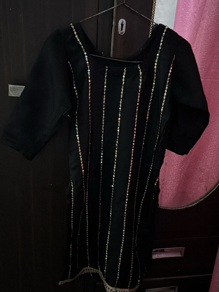 Elegant Black Sequined Kurta