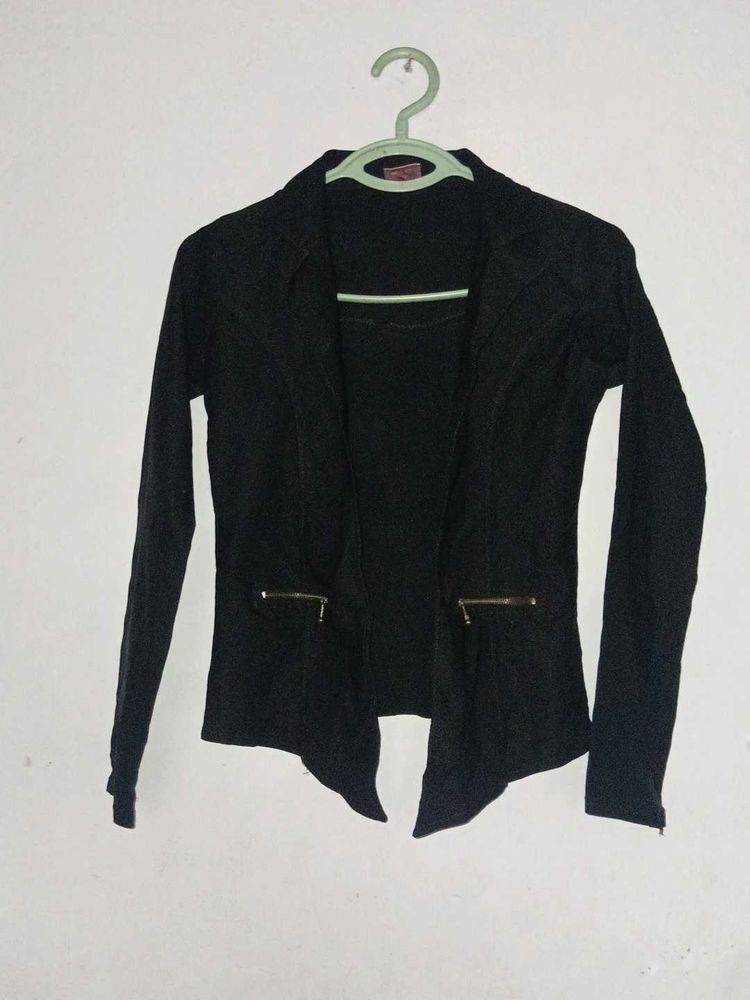 Classic Black Blazer with Zipper Accents