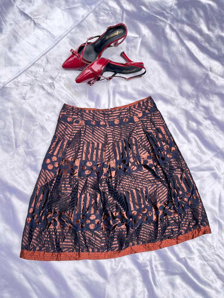 Chic Printed Midi Skirt &amp; Red Heels