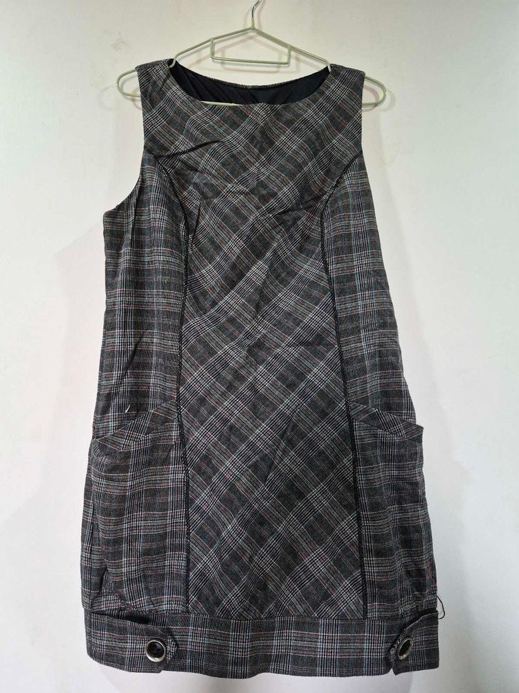 Chic Plaid Sleeveless Dress