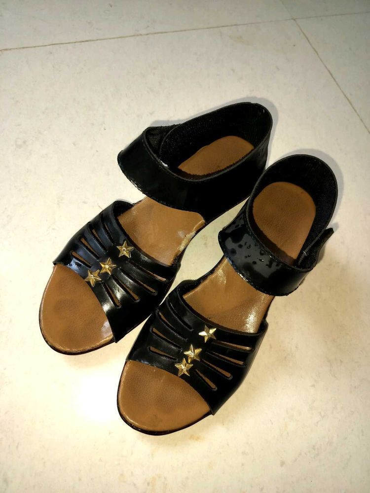 Cute Black Star Sandals