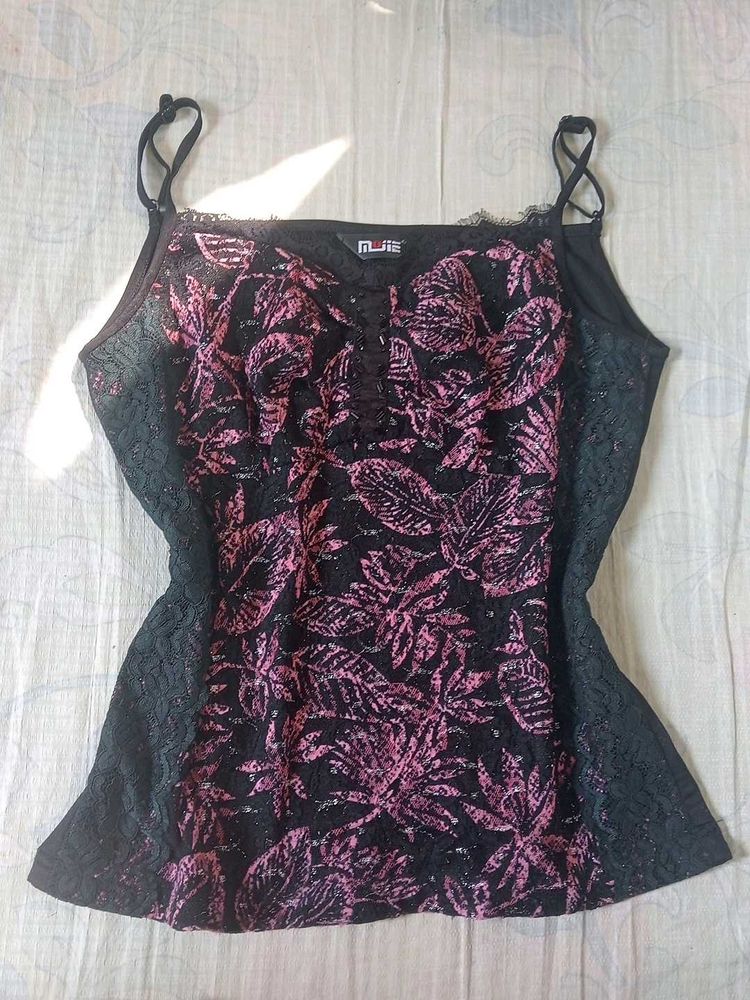 Chic Floral Lace Cami Top