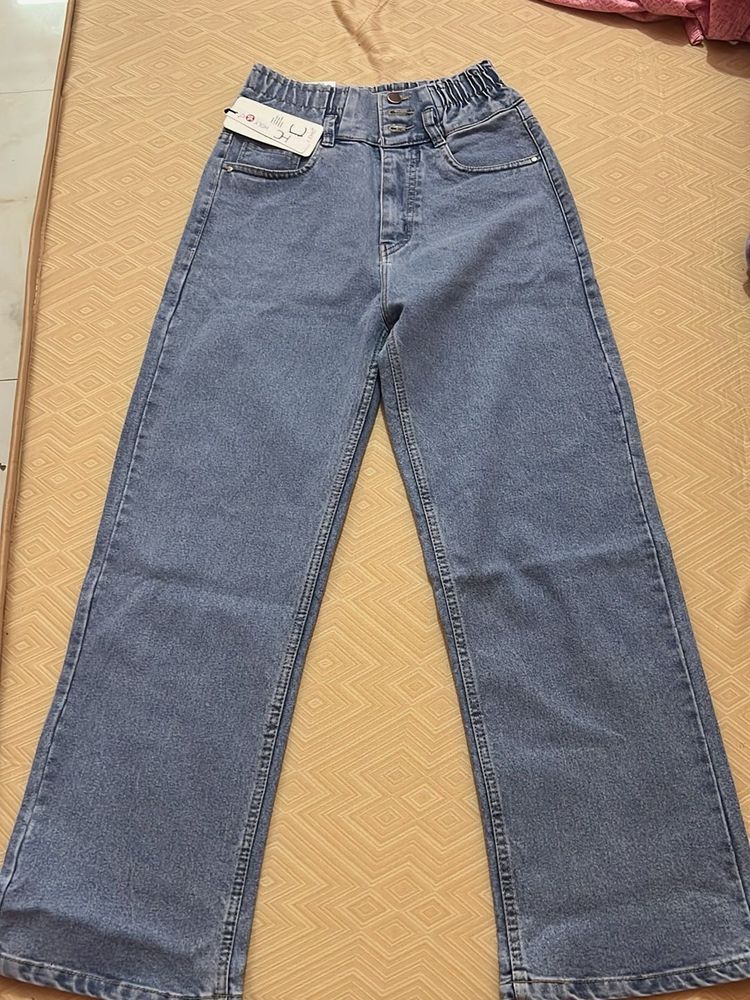 Light Wash Wide Leg Jeans