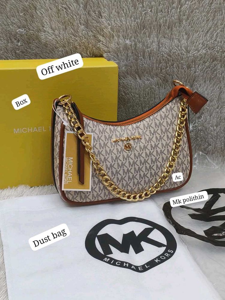Michael Kors Off White Shoulder Bag