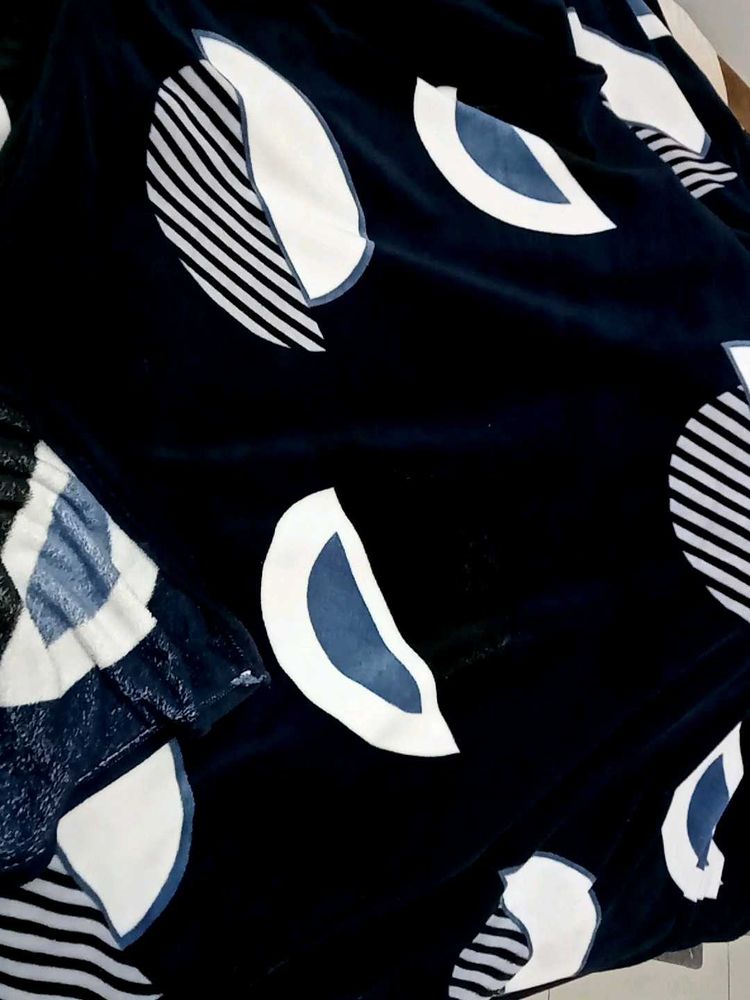 Abstract Print Fleece Blanket 👑 King size