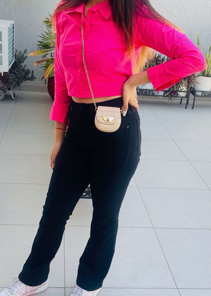 crop shirt with bow on back