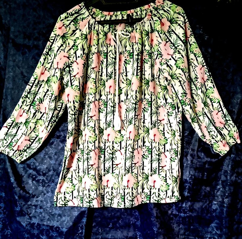 Tops For Jeans (Floral Top XL)