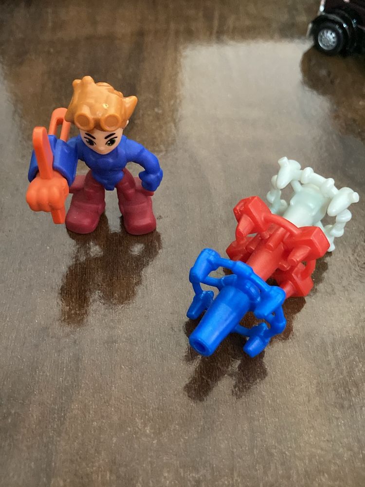 Minature Hero