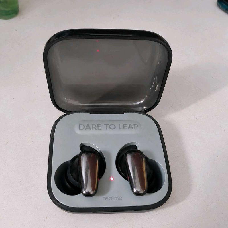 Realme Wireless Earbuds with Charging Case