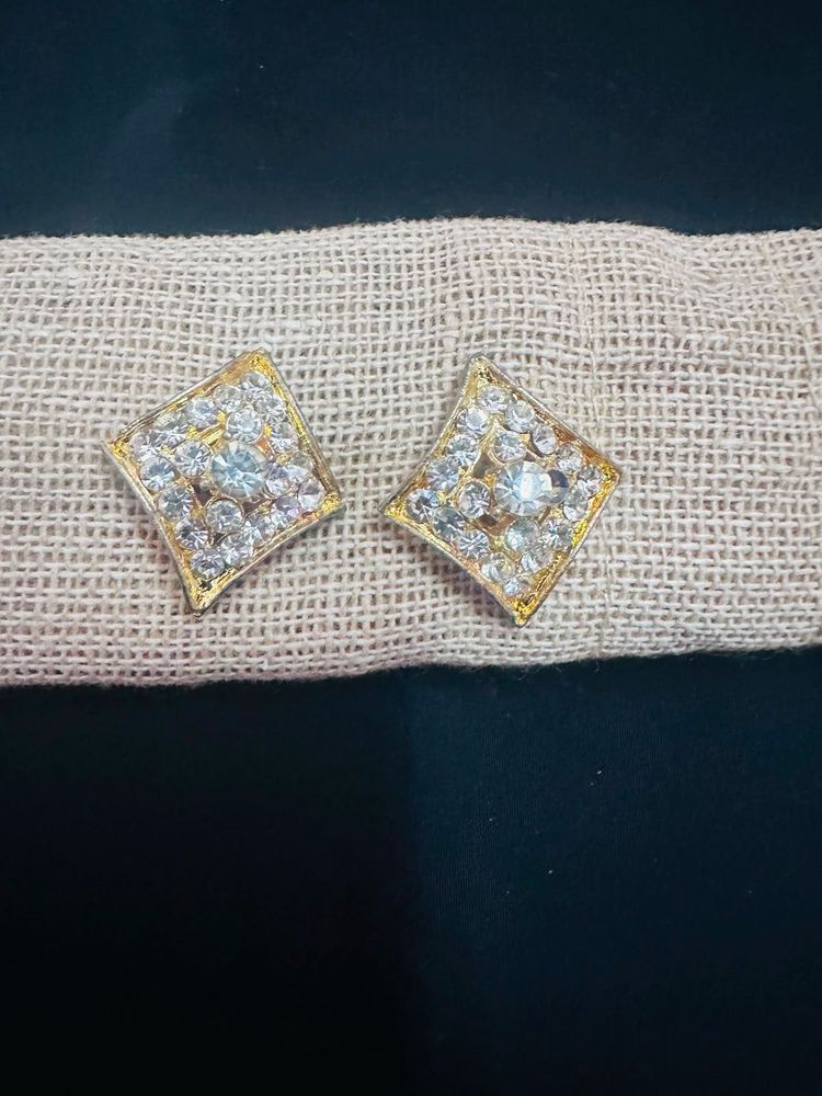 Sparkling Rhombus Stud Earrings