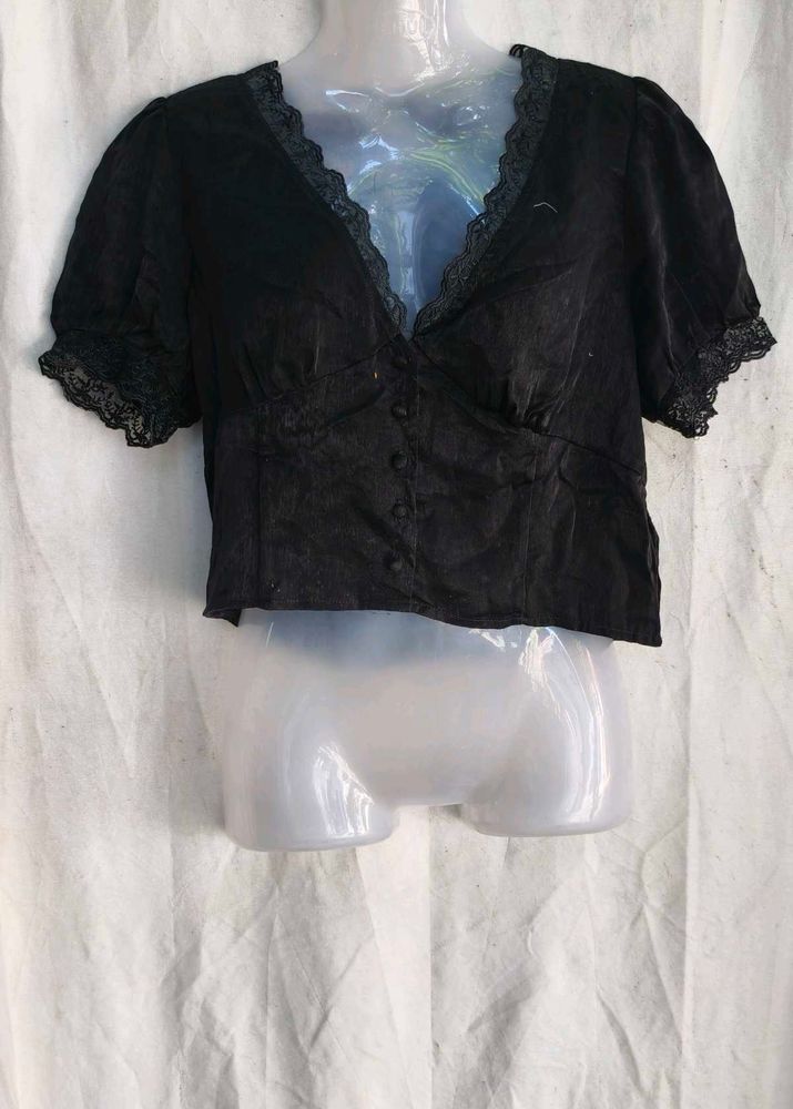 I. Black Lace Trimmed V-Neck Top