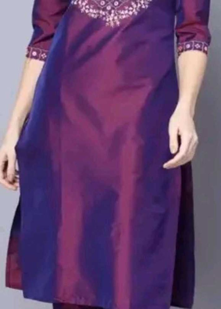 embroided kurti and pant set