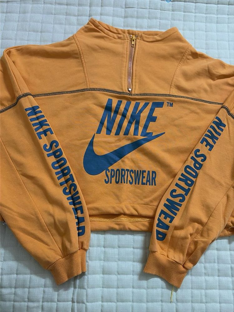 Nike Sportswear Cropped Sweatshirt