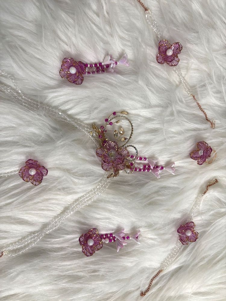 BIG sale Resin look Floral jewellery