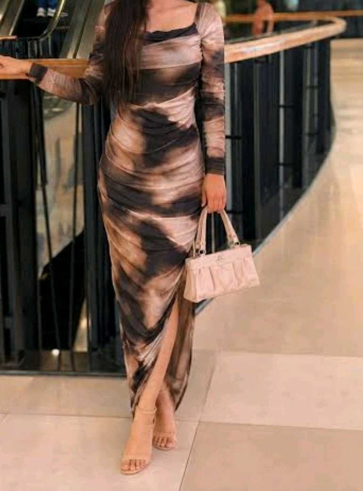 Stylish Tie-Dye Maxi Dress