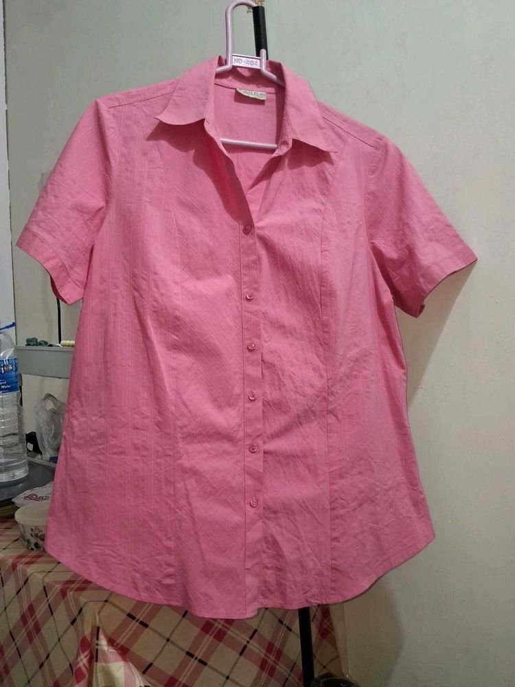 Chic Pink Short Sleeve Button-Up Blouse