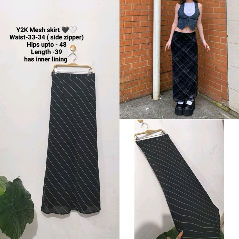 Y2K Mesh Skirt 🖤