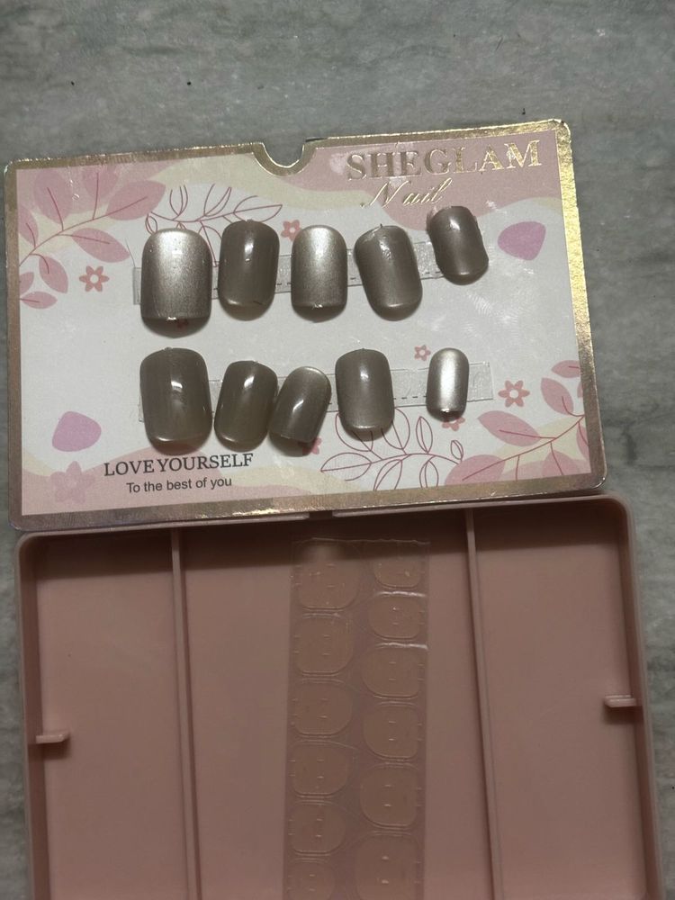 Sheglam Grey Press-On Nails