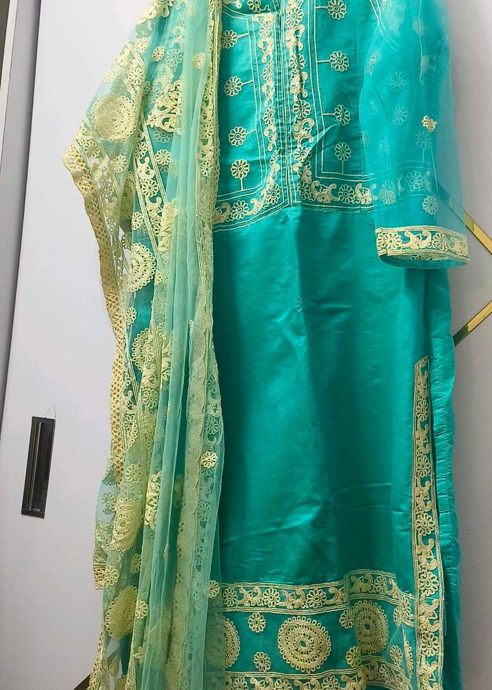 Elegant Teal Embroidered Salwar Suit