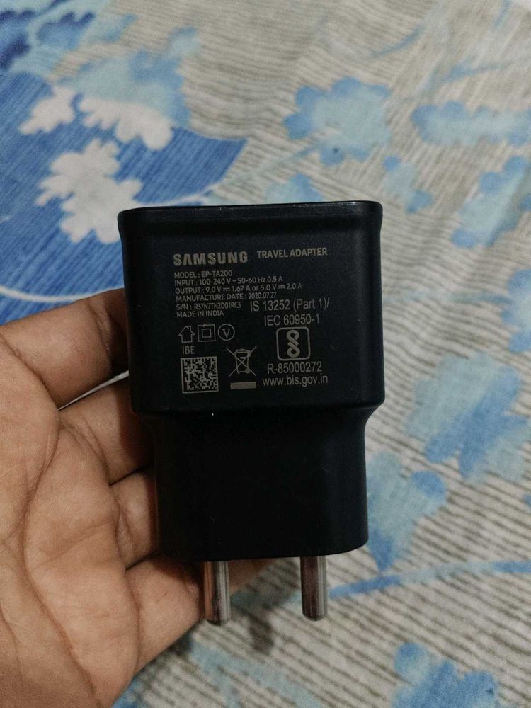 Samsung Travel Adapter EP-TA200
