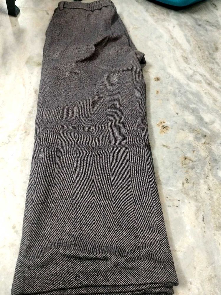 Classic warm Herringbone Pattern Pants