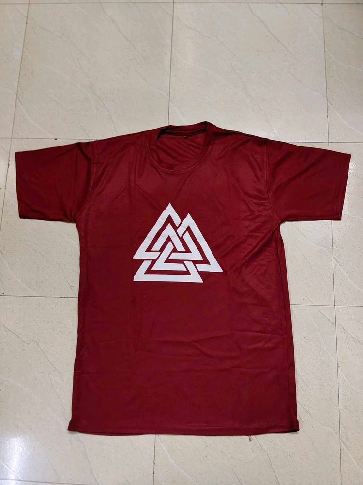 Maroon T-Shirt with Graphic Print