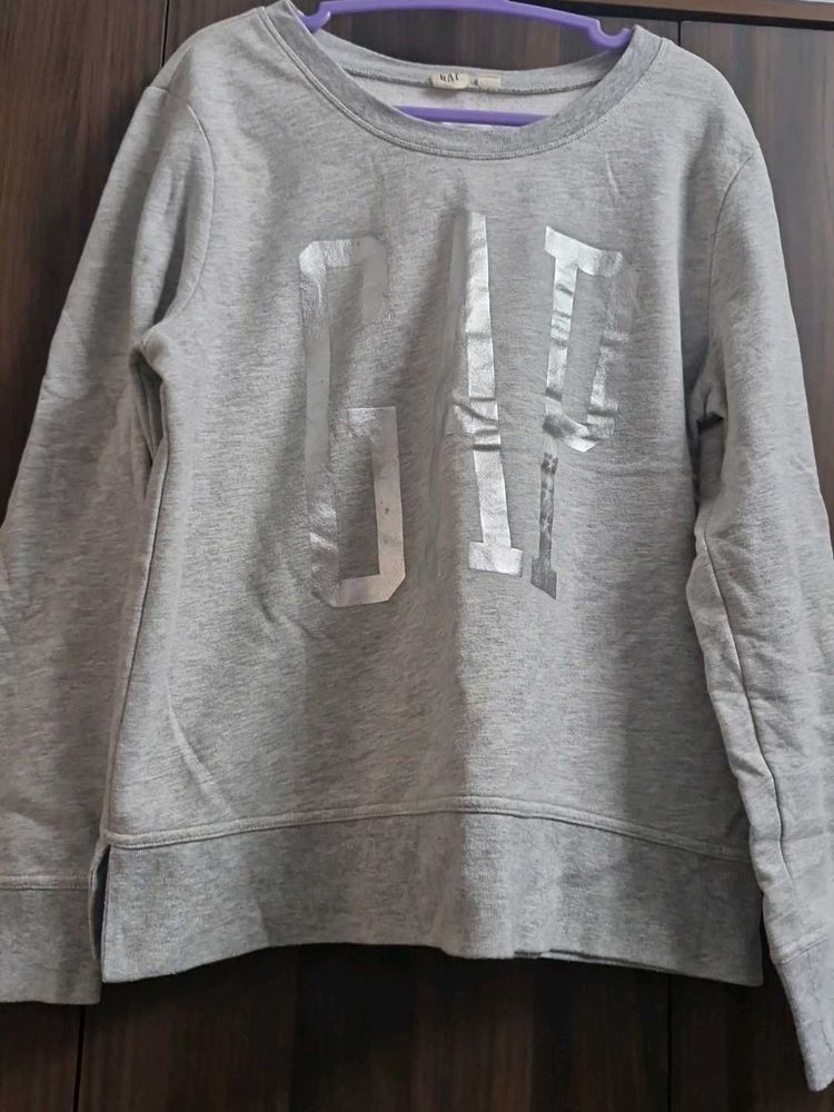 GAP Gray Crewneck Sweatshirt
