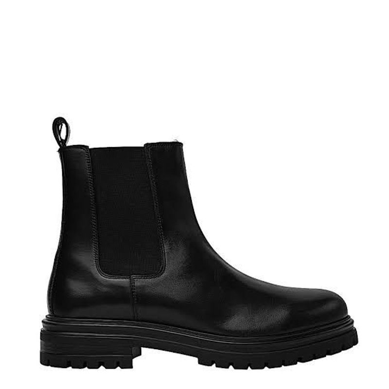 Classic Black Chelsea Boots