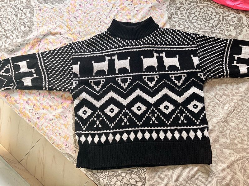 Black &amp; White Patterned Sweater