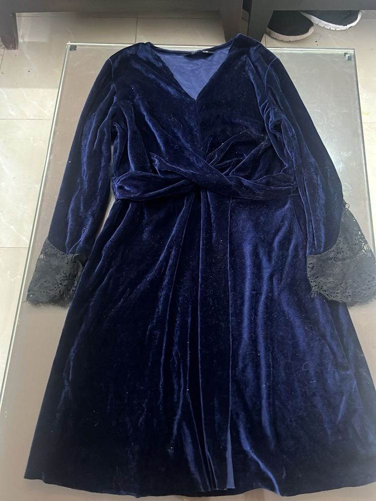 Elegant Blue Velvet Dress