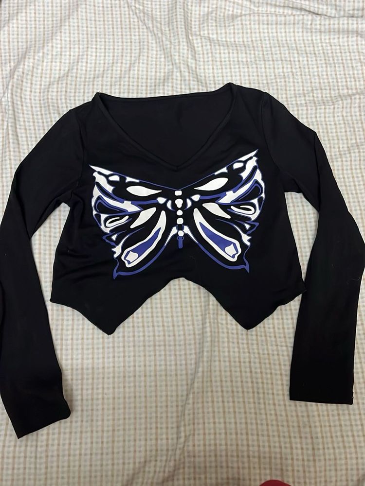 Butterfly Graphic Long Sleeve Top