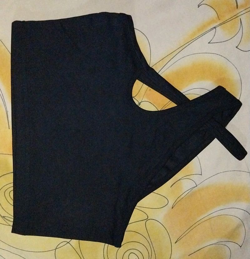 Clafoutis K Neck Balck Party Top