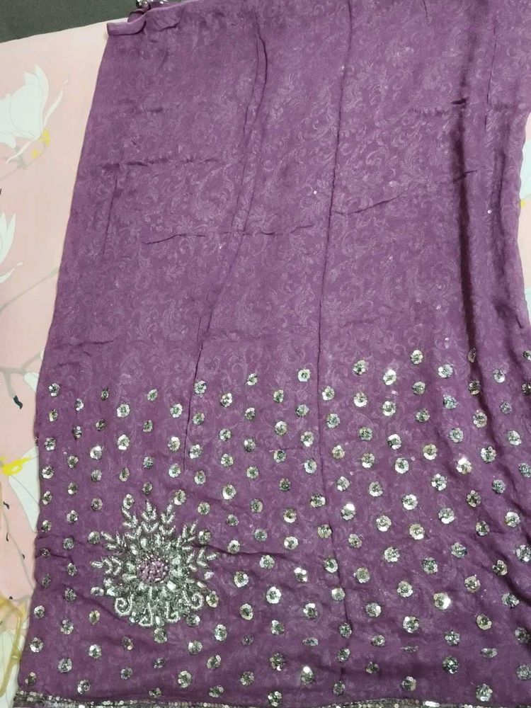 Elegant Purple Saree with Sequins