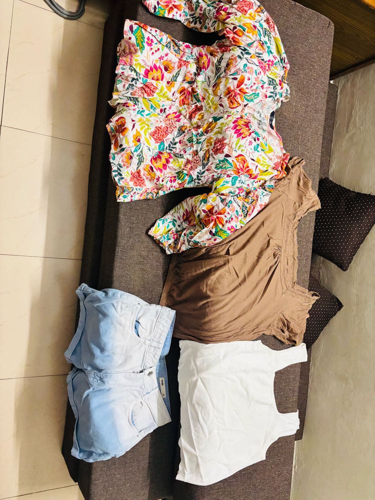 Vibrant Floral Top &amp; Casual Bottoms