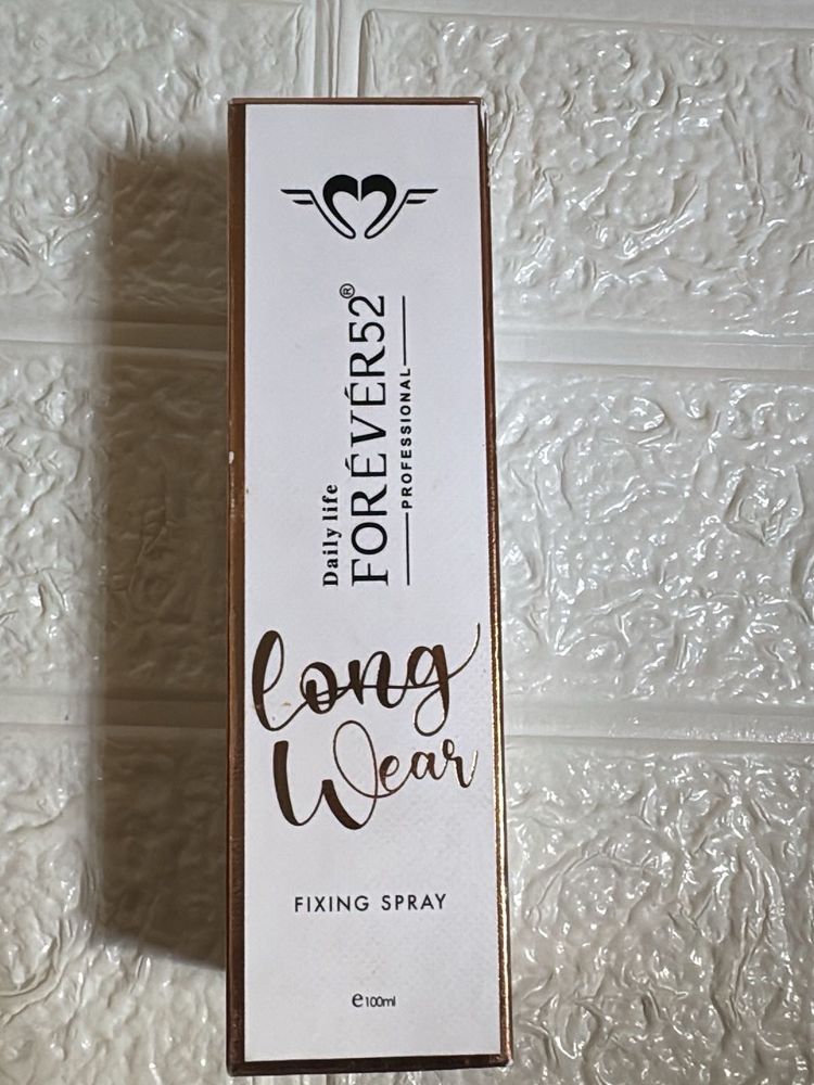 Forever 52 Professional Long Wear Fixing Spray