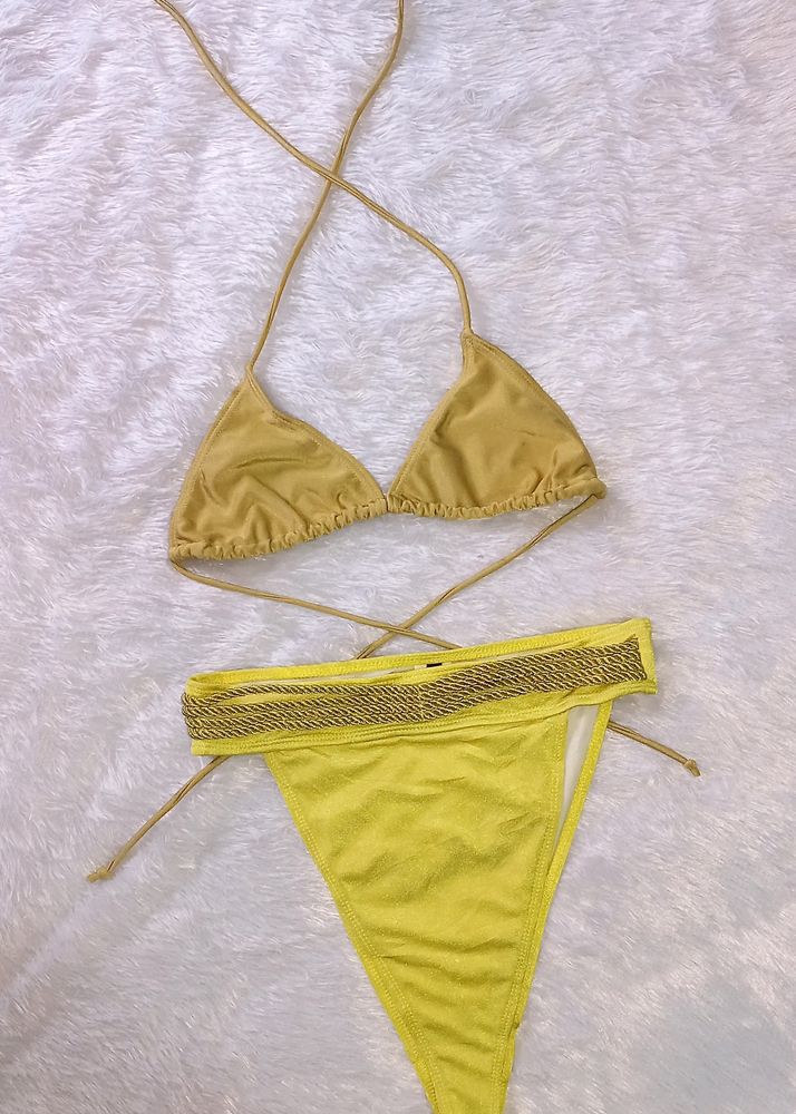 Sexy Golden Bikini Set