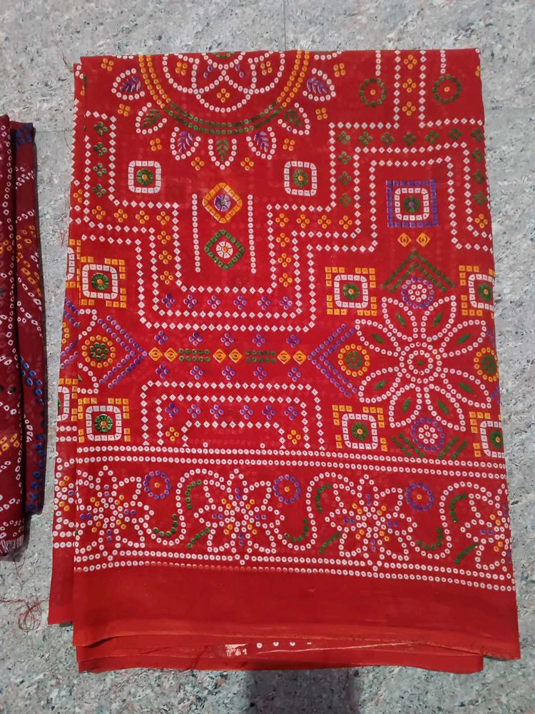 Red Bandhani Saree new sealed