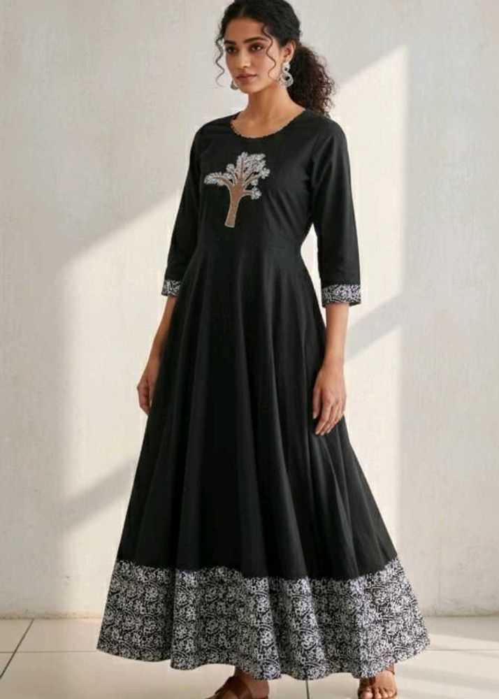 Black Gaun