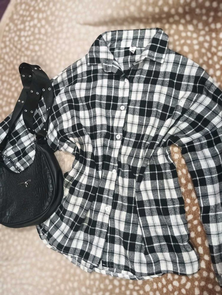 Black &amp; White Plaid Button-Up Shirt