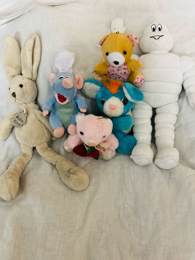 6Combo Plush Toys